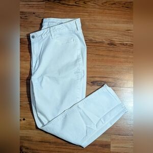 Old Navy White High Rise Skinny Jeans